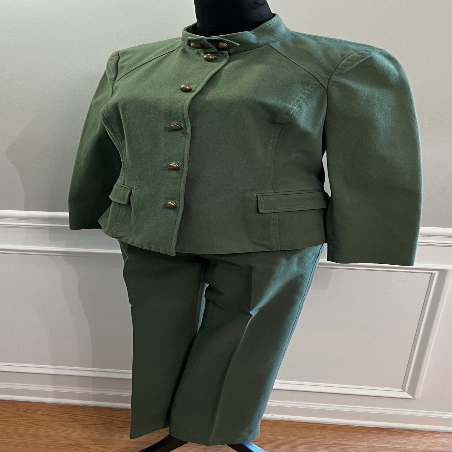 St. John Sport Set