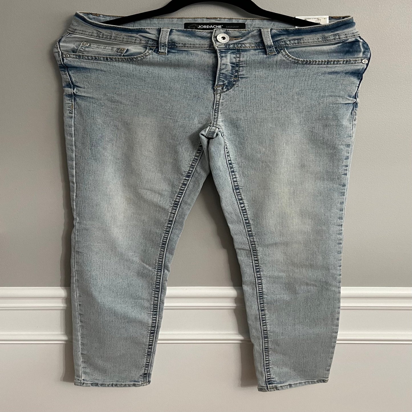 Jordache Extra Stretch Skinny Jeans