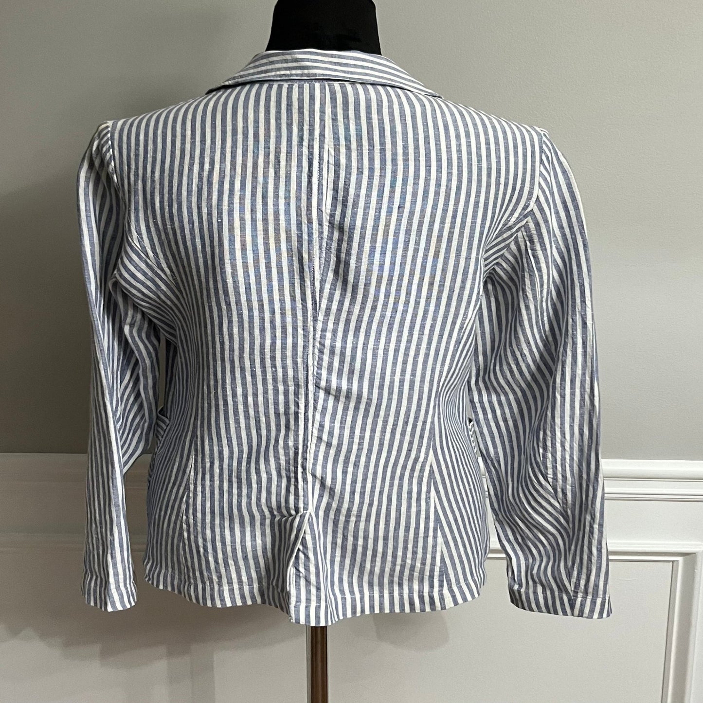 Tahari Blazer